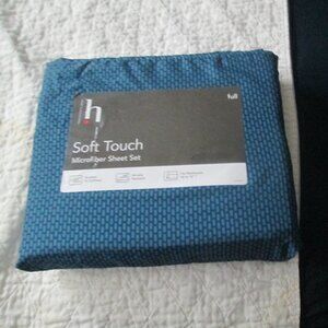 Brand New Full Size set of sheets